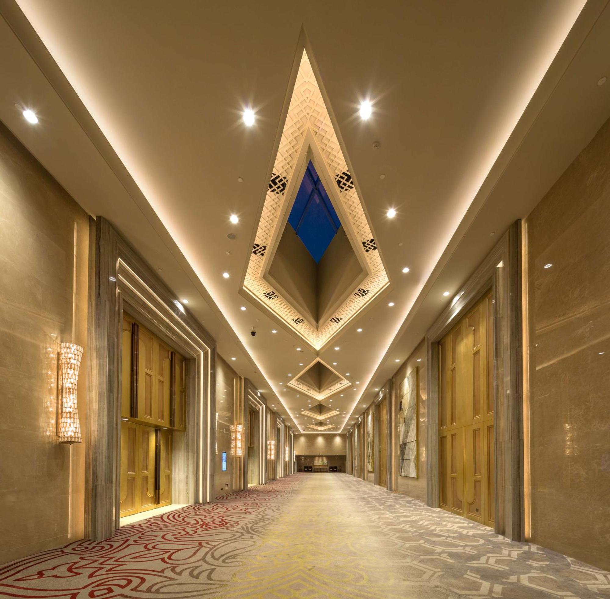 Hilton Urumqi Exterior foto