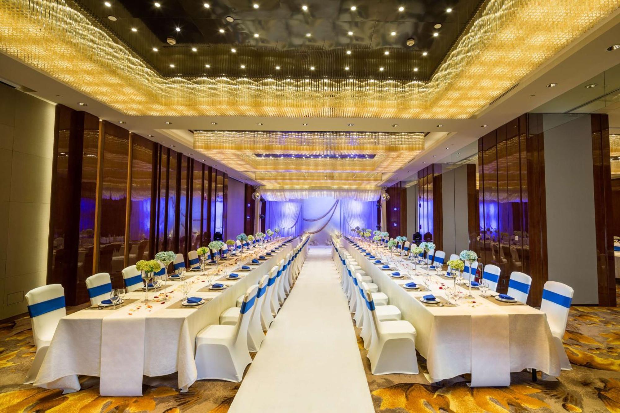 Hilton Urumqi Exterior foto